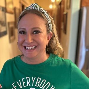 Meet your Posher, Laurel